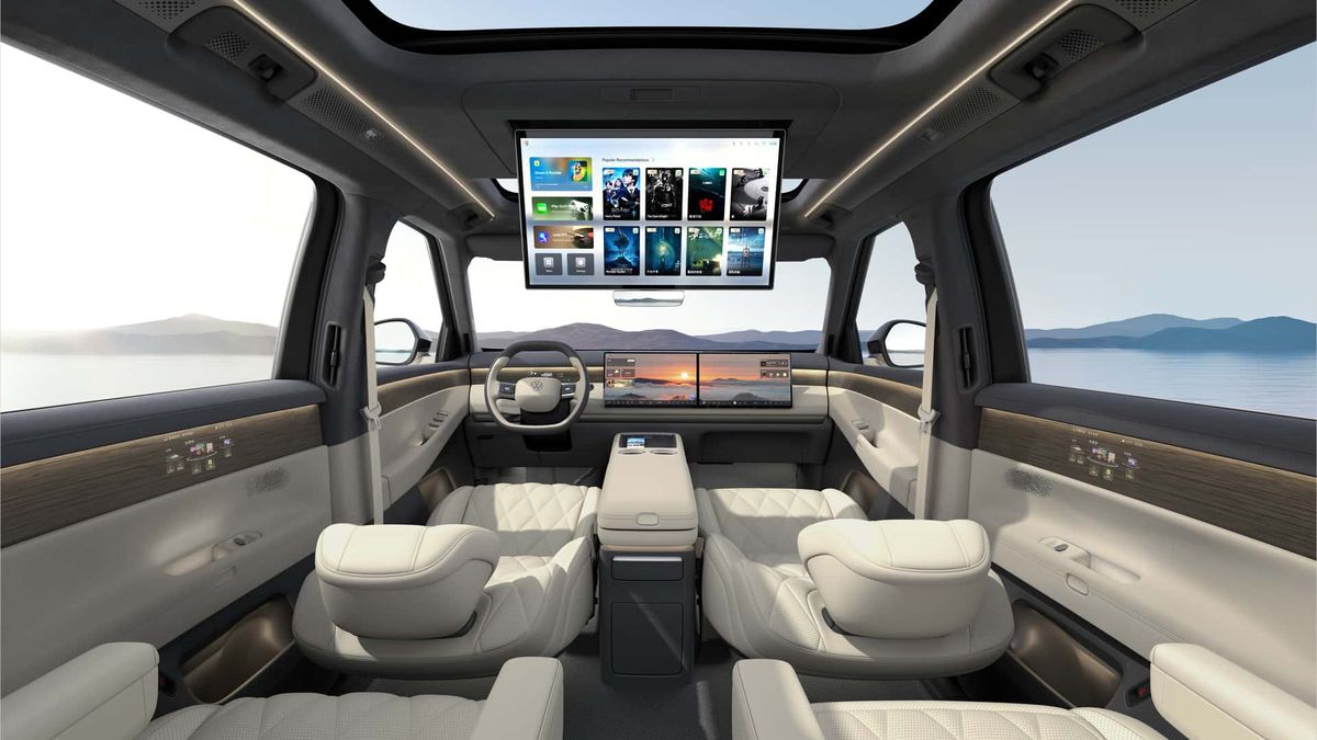 Takovou divočinu jsme od VW ještě neviděli! Nové SUV vozí na palubě vlastní kinosál